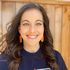 Suzanne Holcomb (@blksholcomb)