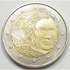 Her deportation registration number appears on her collar. 2 Euro 2018 Simone Veil