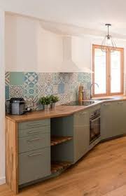 Renovation Cuisine Rustique Avec Carreaux De Ciment Avant Apres Cuisine Rustique Renovation Cuisine Renover Cuisine Rustique