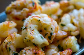Preheat the air fryer to 390 degrees f (200 degrees c). Air Fryer Shrimp Recipe Fast Shrimp Recipe With Garlic And Parmesan