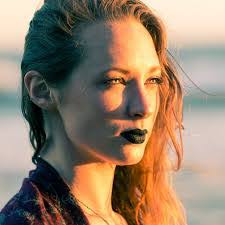 Tara Diorio's Instagram, Twitter & Facebook