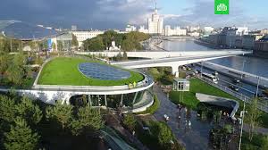 12 млн человек в год ожидаемая посещаемость. V Moskve Otkryvaetsya Park Zaryade Vid S Kvadrokoptera Ntv Ru