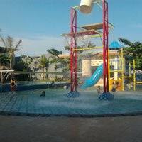 Kolam Renang Primavera Surabaya Jawa Timur