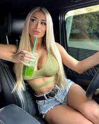 Nikita Sullivan XXX - 55 photos