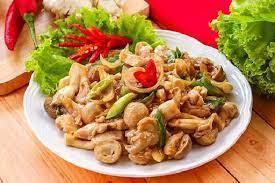 Resep Tumis Ayam Tomat Hijau Yang Lezat Untuk Buka Puasa Selerasa Com Resep Tumis Ayam Resep Tumis Tumis