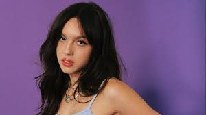 See what olivia wann (livwann) has discovered on pinterest, the world's biggest collection of ideas. Olivia Rodrigo So Stylen Wir Ihren Ikonischen Instagram Look Nach