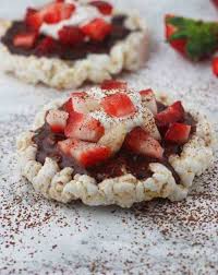 I like them because they are versatile, fairly inexpensive, and crunchy. Rice Cake Desserts 4 Ways It S Cheat Day Everyday