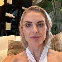 Jen Star's Instagram, Twitter & Facebook