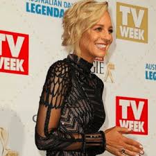 De quelle taille et combien pèsent carrie bickmore? Carrie Bickmore On Beauty And Going Brunette Beauticate