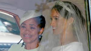 When meghan markle married prince harry in st. Doria Ragland Meghan Markle S Mother By Her Side On Wedding Day Cnn
