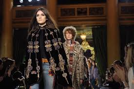 Cosa indossare per una festa a tema! Come Sara La Nuova Moda Donna Inverno 2017 Fashioninfusion