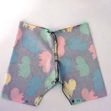 Schnitt kinderhose mit seitlichen taschen kostenlos zum ausdrucken : Gratis Nahanleitung Babyhose Nahen