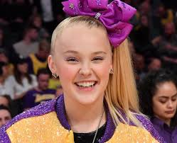 Pirouetting in a sequined flapper dress, modeling a swimsuit in a pageant, performing a cheesecake routine to nat. Jojo Siwa 21 Facts About The Youtuber You Should Know Popbuzz
