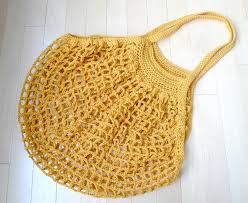 The full article about this pattern and photo source: French Market Bag By Two Of Wands All About Ami