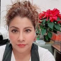 Sandy Aparicio's Instagram, Twitter & Facebook