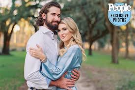 He was supposed to meet me back there at mickley, but his car won't start, so i decided to hitchhike. Southern Charm S Eliza Limehouse Is Engaged People Com