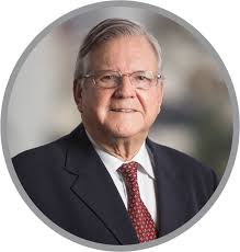 50 Anos de Magistratura do Dr. José Ernesto Flesch Chaves! Em 31 de Outubro  de 2018, o Dr. José Ernesto Flesch Chaves, Desembargador aposentado,  fundador e diretor do escritório J Chaves Advocacia,