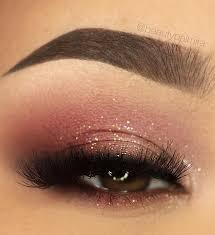 From cut creases to smoky eyes. 65 Pretty Eye Makeup Looks Soft Smoked Eyeshadow Look