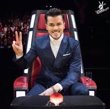 It is the westernmost country of mainland europe, being bordered by the atlantic ocean to the west and south and by spain. Parabens Ao Nosso Mentor Mickael The Voice Portugal Facebook