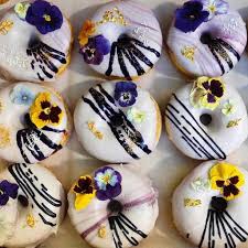 Perfect Pansies Organic Freeze Dried Edible Pansies Edible Flowers Edible Edible Flowers Cake