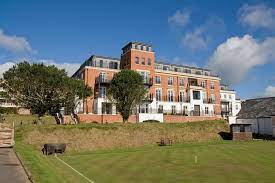 Sanditon Apartment Buildings On The Site Of The Former Fortfield Hotel In Sidmouth Devon Sidmouth Apartment Building Apartment