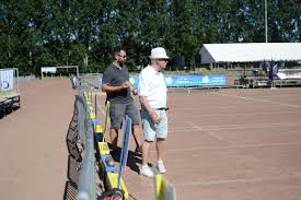 Nous vous rappelons que les résultats doivent être transmis avant le dimanche soir par le capitaine d'équipe recevant au 0770049883, merci de votre collaboration trophée de france. Le Championnat De France De Boule Lyonnaise Se Tient A Compiegne Ce Week End