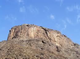the beautiful jabal al noor the mountain of light in makkah makkah world most beautiful place the mountain