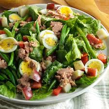 Quick Nicoise Salad Recipe Like The Classic French Salad Nicoise I Pack My Salad With Veggies Potat Nicoise Salad Recipe Healthy Salad Recipes Nicoise Salad