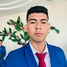 Luis Renovales's Instagram, Twitter & Facebook