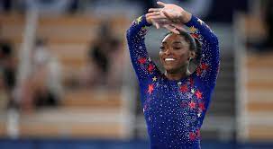2 days ago · last modified on mon 26 jul 2021 00.13 edt as simone biles walked off the podium following her opening floor routine of her tokyo olympics, she laughed bitterly to herself. 3maxkukb669bwm