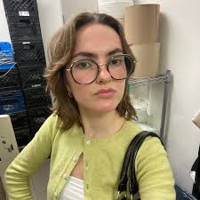 anna Lapierre (@anna.lapierre_) • Threads, Say more