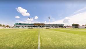 Junín rebalsa de alegría y se tiñe de verde para festejar. Estadio De Sarmiento De Junin Eva Peron Estadios De Argentina