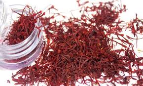 Sari Nokta Goz Hastaliklarinda Safran Baharati Faydalari Bilgi Doktoru Saffron Spice Spices How To Dry Basil