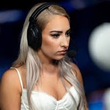 Megan Holgate (@missmegs)