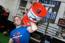 Lancaster man attempts to beat Strongman world record with one arm