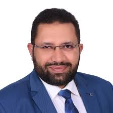 دكتور محمد جمال-إستشارى جراحة القلب و الصدر