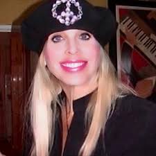 Stacy Stough (@Stacybigmeat)