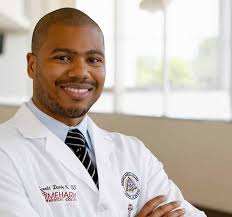 M A G A Z I N E Tom Joyner is Commencement Speaker, Meharry is School of  the Month # Page 5 Gerald Davis, D.D.S. '11 wants t
