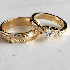 Wedding party portraits, as well as family and couple portraits, may be taken at a few different times during the wedding day—most often, either before the wedding or during cocktail hour. Top Wedding Ring Designs For Couples In 2019