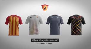 Benvenuti nella pagina ufficiale del benevento calcio. Benevento Nuove Maglie Con Sorpresa Eccole Nel Dettaglio Foto