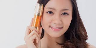 Misalnya, tentang kebenaran pembersihan kecantikan yang belum tentu baik untuk kulit. Jangan Gunakan Skincare Dengan Kandungan Ini Bersama Vitamin C Merdeka Com