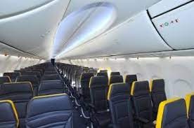 It is headquartered in swords, dublin, with its primary operational bases at dublin and london stansted airports. Ryanair Rudert Zuruck Ausnahme Fur Handgepack Gebuhr