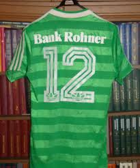 Hier finden sie adressen, telefonnummern, bewertungen und öffnungszeiten für banks. St Gallen Home Fussball Trikots 1988 1990 Sponsored By Bank Rohner