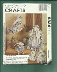 Mccalls 6834 Country Bunnies To Help Around The Kitchen Uncut Crafts Sewing Patterns Bunny Paper Dolls
