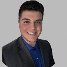 Eric Pulliam's Instagram, Twitter & Facebook