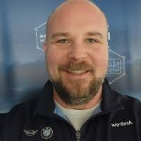 Lauren Dobbins's Instagram, Twitter & Facebook