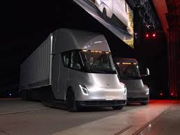 Tesla semi standard technical specifications. Tesla Semi Electric Truck Prices Start At 150 000 Drivespark News