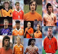 O jogador disse através das redes sociais que tudo correu bem e quer voltar aos relvados o mais rapidamente possível. Selecao Dos Sonhos Da Holanda Imortais Do Futebol