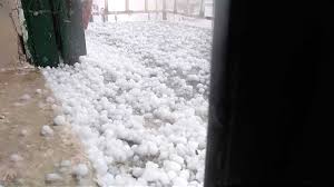 Verbo che non richiede un complemento oggetto: Maltempo Grandine Mista A Neve A Polignano A Mare La Citta Sotto Un Manto Bianco La Repubblica