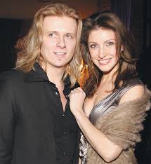 «мне все говорят, что я очень сильная, что я всего добилась в но роман с романом у нее на всю жизнь, уверена актриса. Makeeva Soobshila O Rasstavanii S Muzhem Zvezdy Womanhit Ru